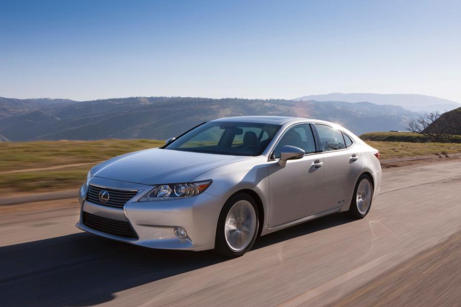  Lexus ES300h 2012 года  (фото 19 из 44)